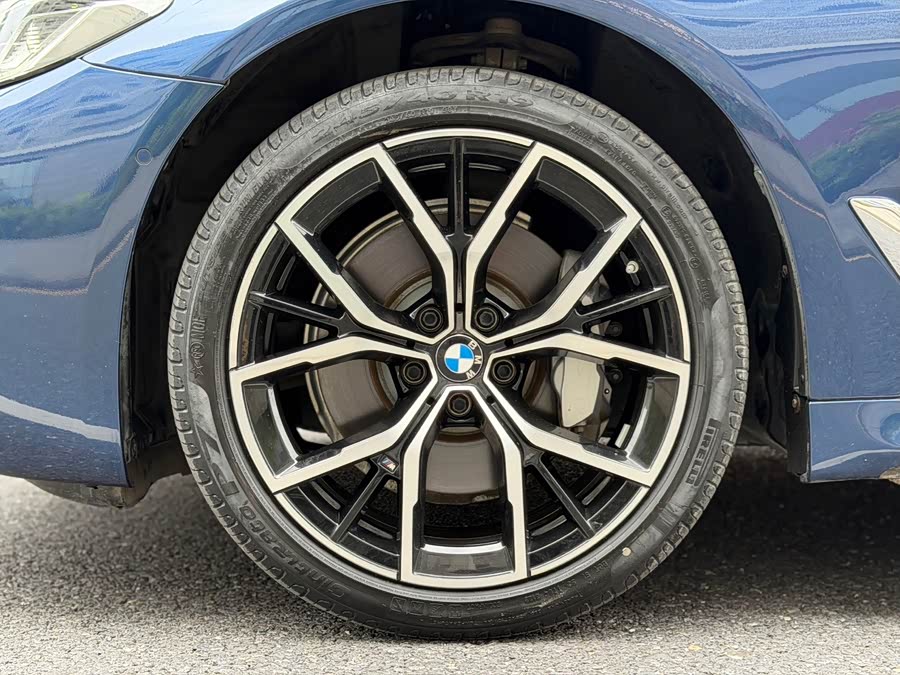 BMW 5 Series 2022 car image #14