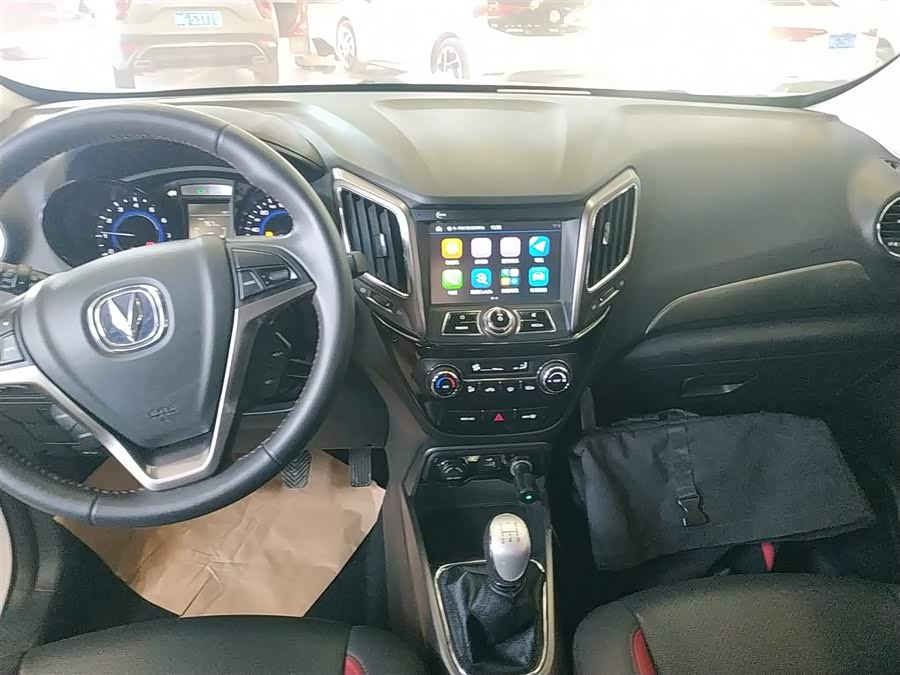 长安 长安CS15 2019 汽车图片 #14