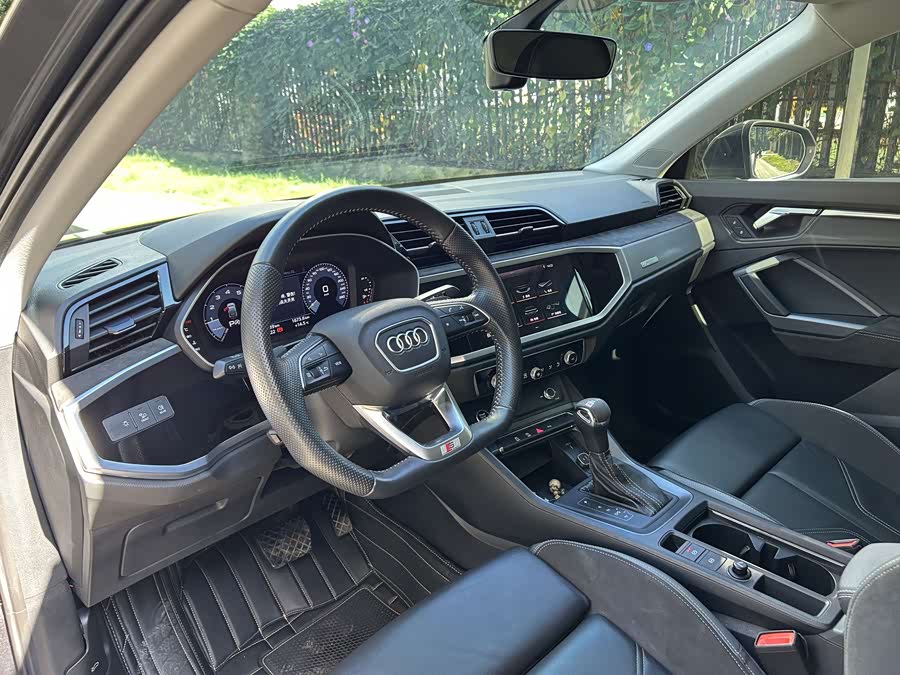 Audi Q3 Sportback 2020 car image #14