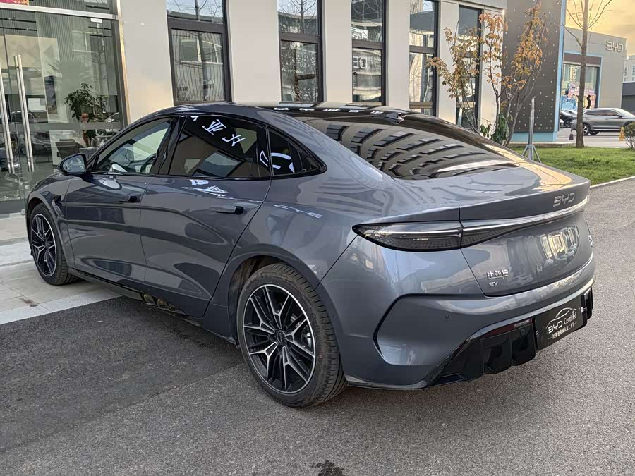 BYD Seal 2025 #14 BYD Seal 2025 صورة سيارة #14