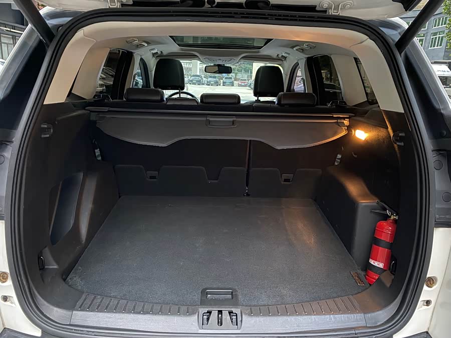 Ford Kuga 2017 #14 Ford Kuga 2017 car image #14