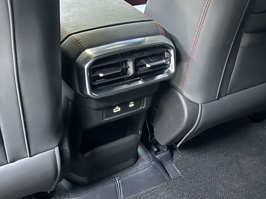 捷途 捷途旅行者 2025 汽车图片 #14