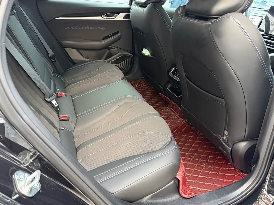 GEELY Preface 2025 #14 GEELY Preface 2025 immagine di auto #14