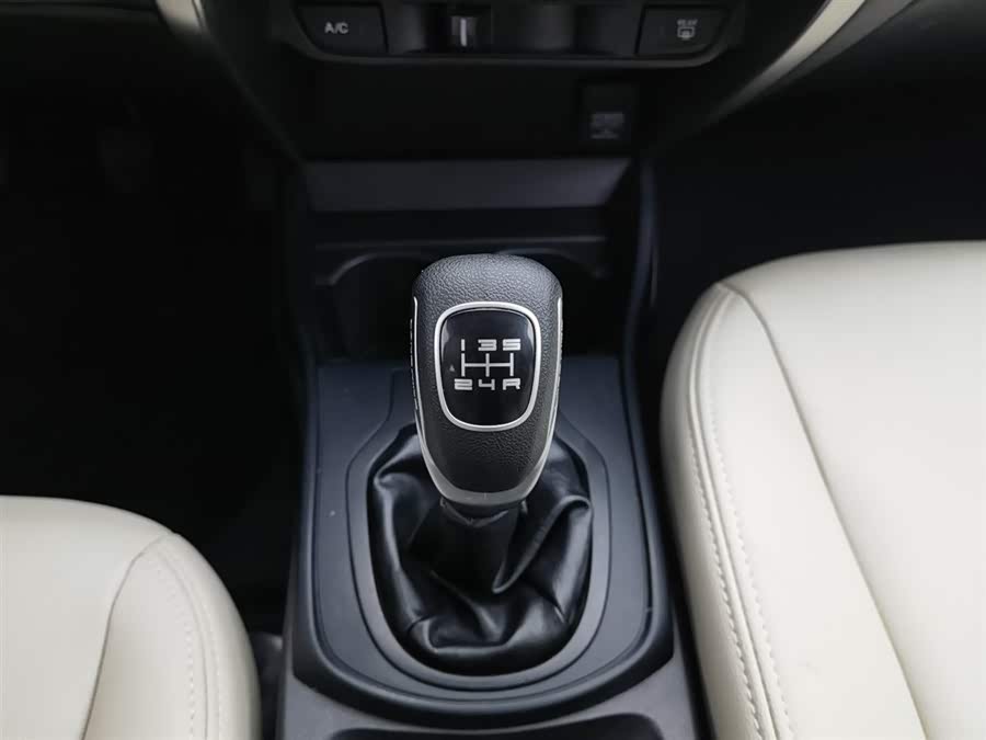 Honda City 2016 #14 Honda City 2016 صورة سيارة #14