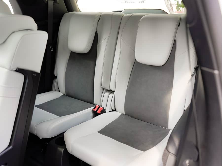 Mercedes-Benz EQB Class 2025 car image #14