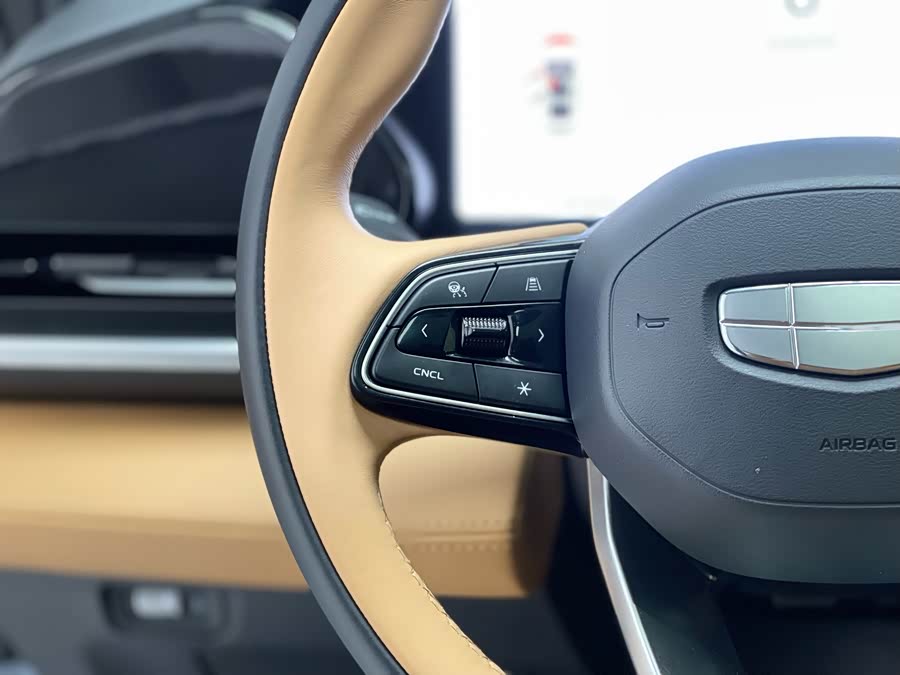 GEELY Monjaro EREV 2023 car image #14