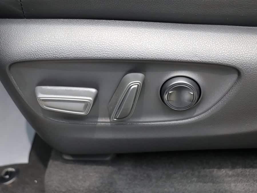 Toyota Land Cruiser Prado 2024 imagen de coche #14