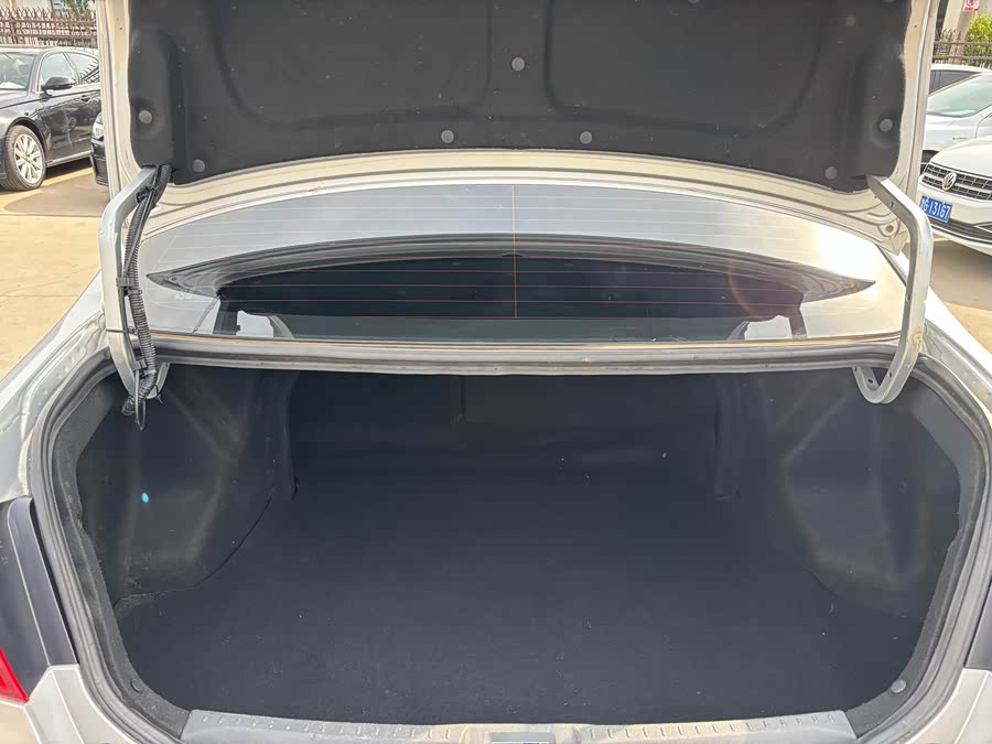 Great Wall C30 2016 car image #14