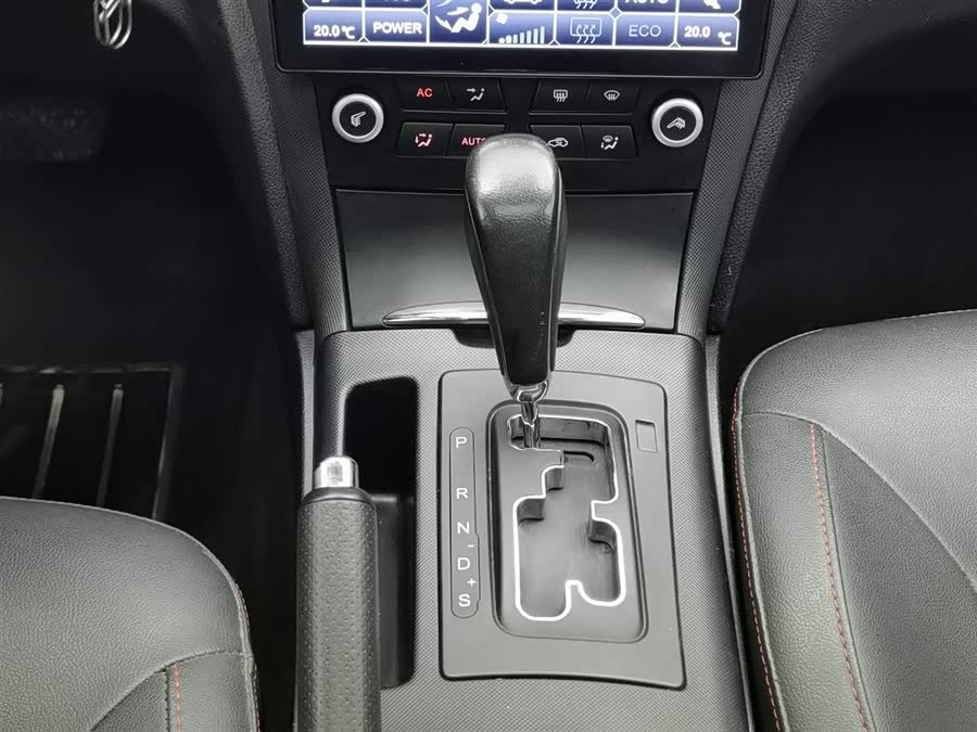 奔腾 奔腾B70 2015 汽车图片 #14