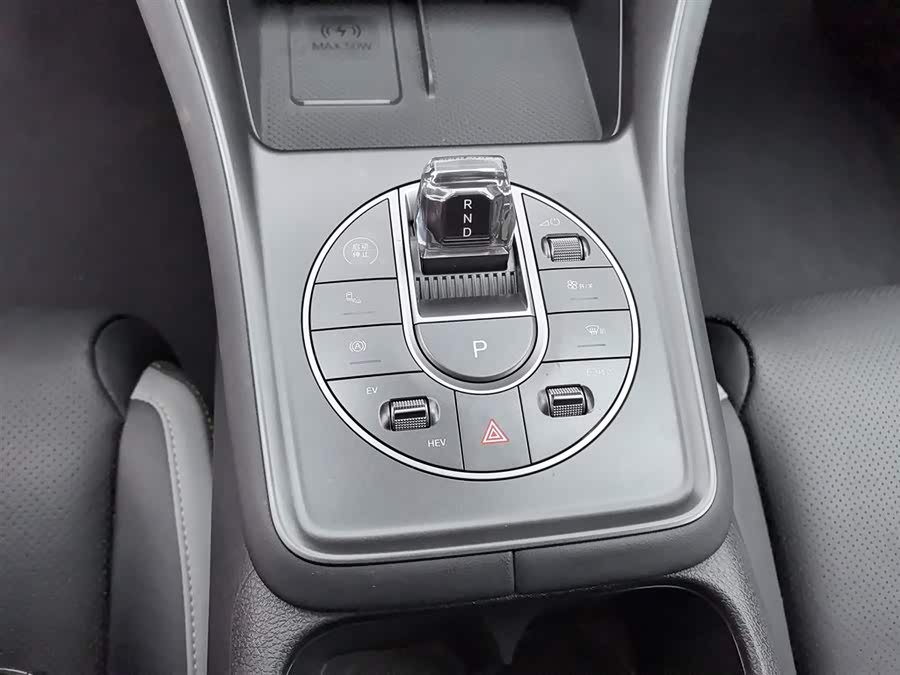 BYD Sea Lion 05 DM-i 2025 car image #14