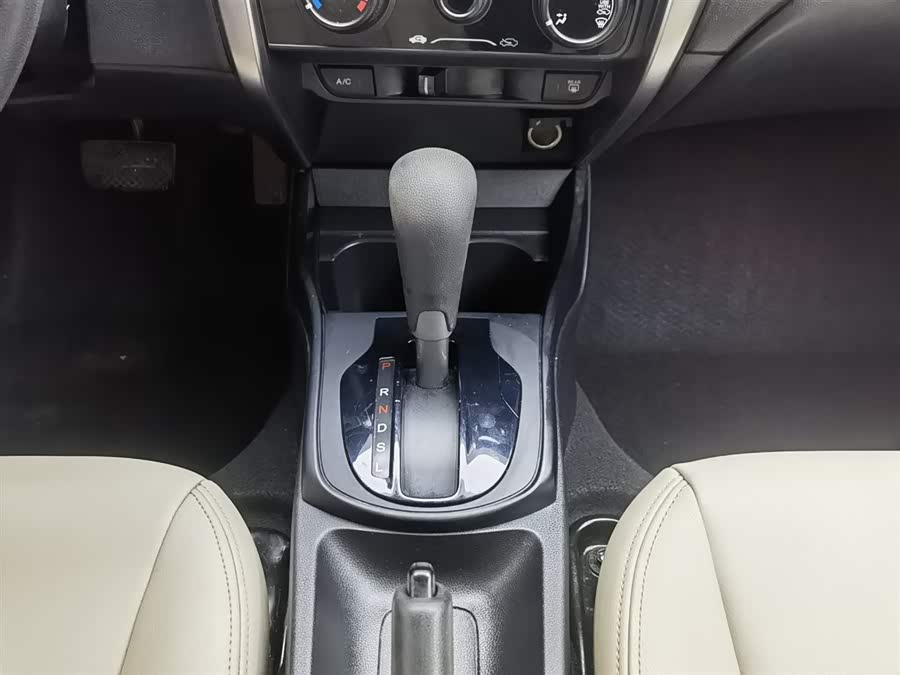 Honda City 2017 изображение автомобиля #14