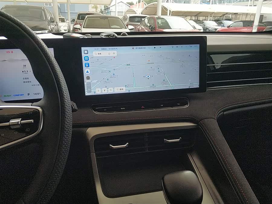 Roewe D5X DMH 2024 car image #14