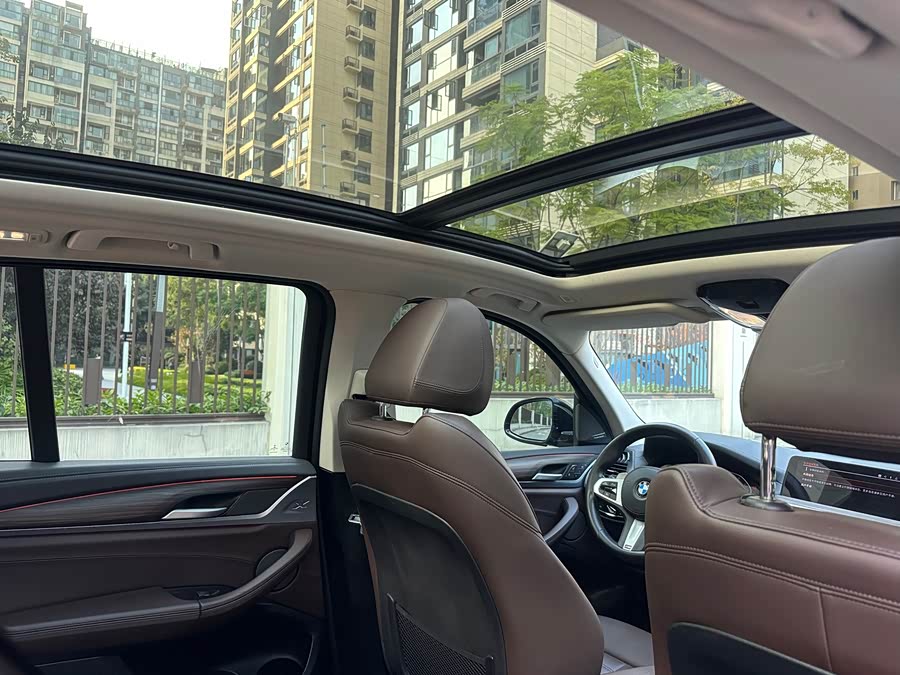 BMW X3 2021 immagine di auto #14