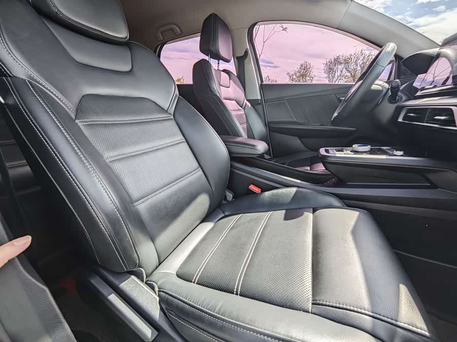 BYD e2 2019 #14 BYD e2 2019 صورة سيارة #14