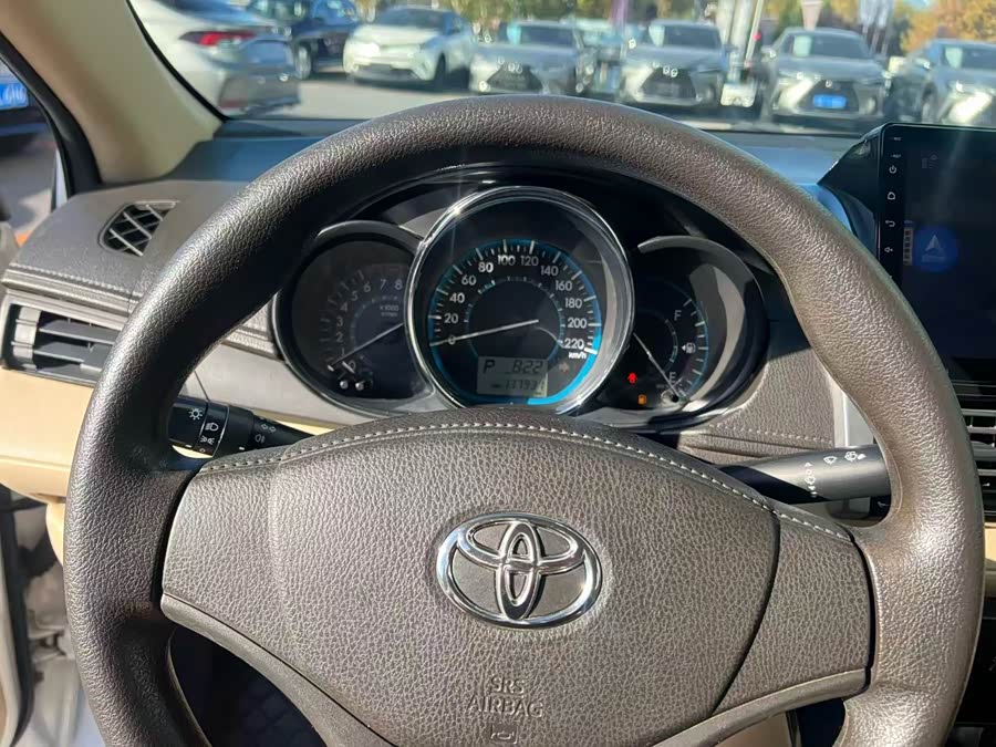 Toyota Vios 2014 immagine di auto #14