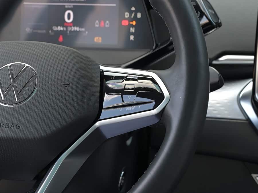 Volkswagen ID.6 X 2021 #14 Volkswagen ID.6 X 2021 car image #14