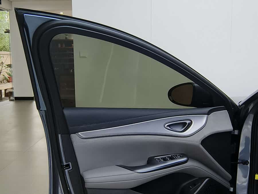 BYD Seal 07 DM-i 2025 car image #14