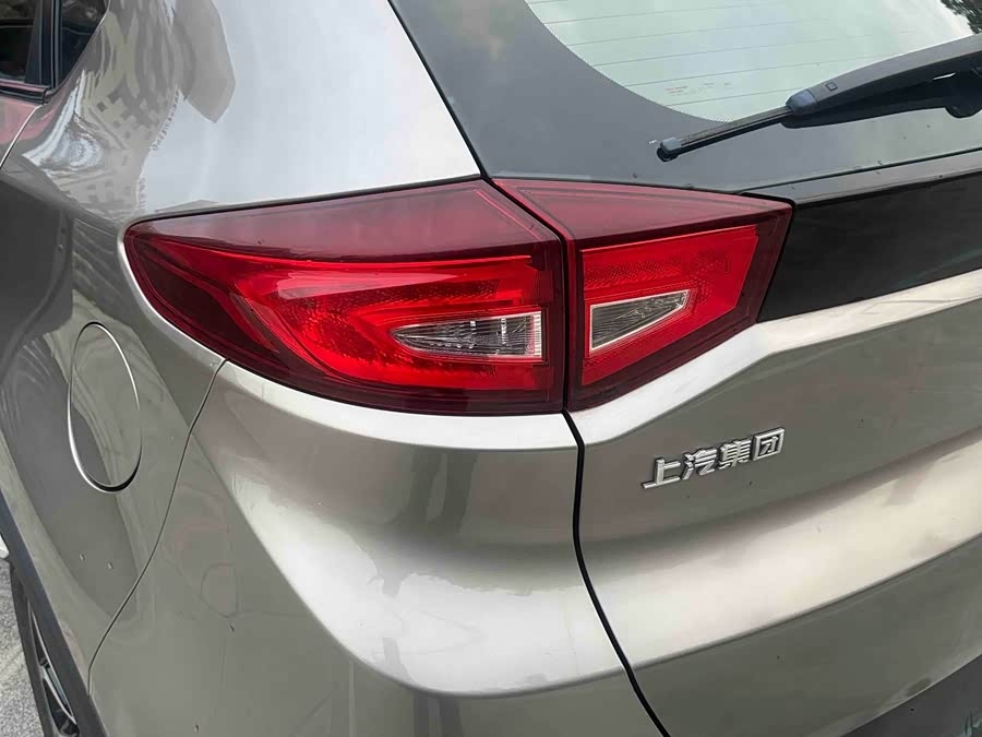 MG GS 2015 car image #14