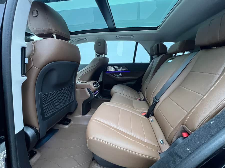 Mercedes-Benz GLE Class 2025 صورة سيارة #14