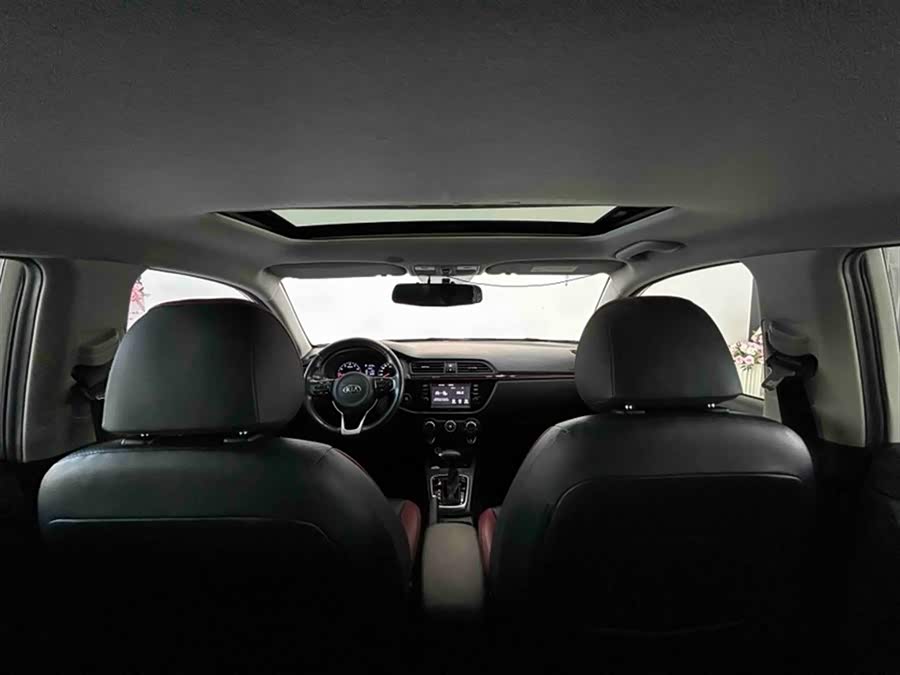 Kia Rio Cross 2019 صورة سيارة #14