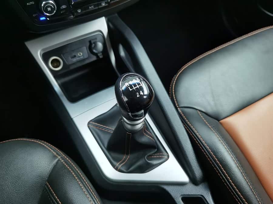 江淮汽车 瑞风S3 2015 汽车图片 #14