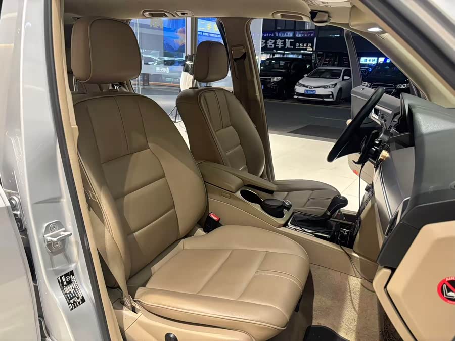 Mercedes-Benz GLK Class (Imported) 2011 immagine di auto #14