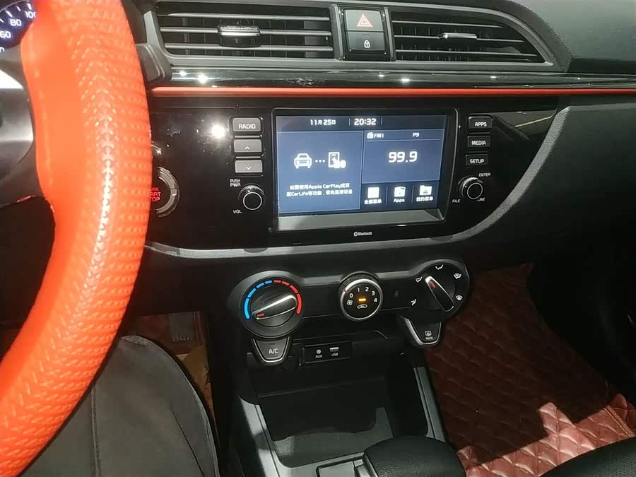 Kia Rio Cross 2019 صورة سيارة #14