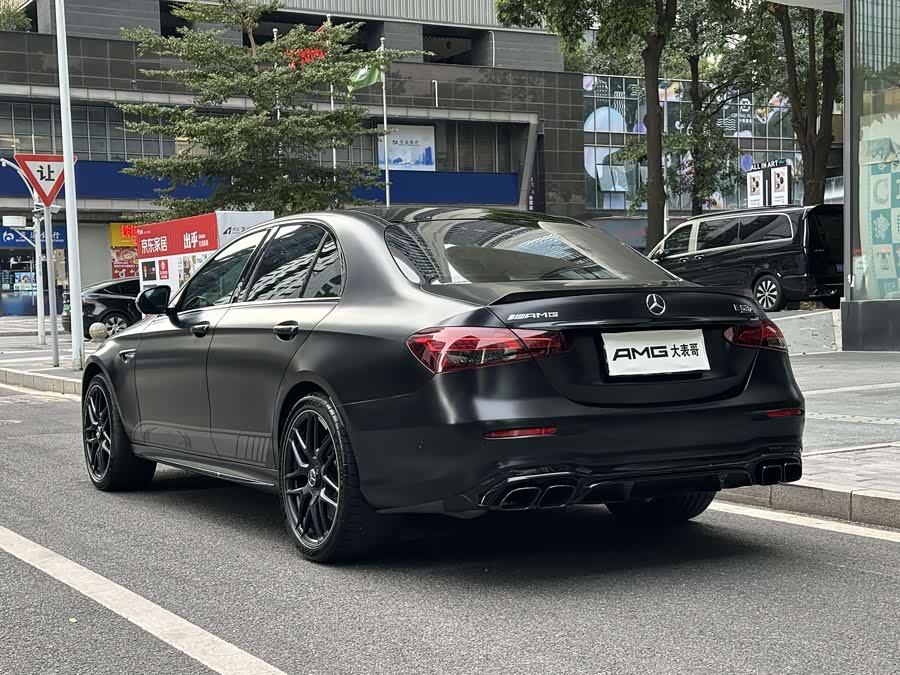 Mercedes-Benz E AMG 2021 صورة سيارة #14