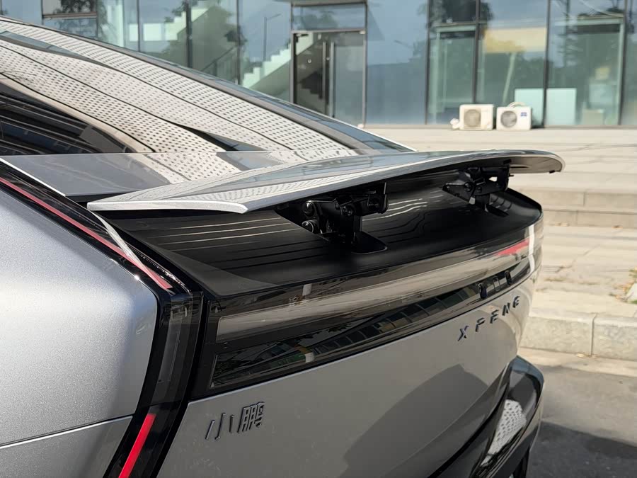 小鹏 小鹏P7 2025 汽车图片 #14