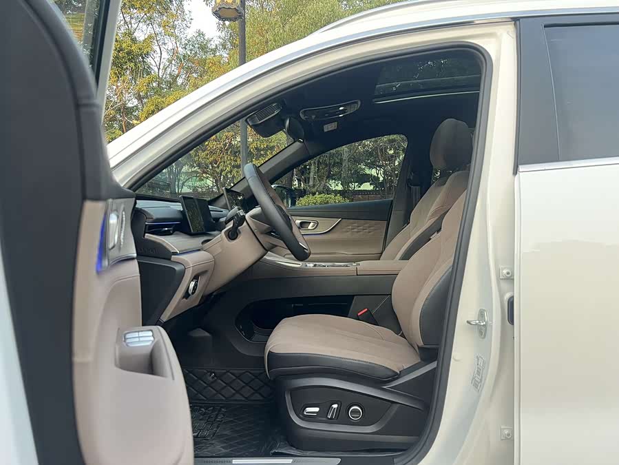 Chery Tiggo 8 Plus 2024 image de voiture #14