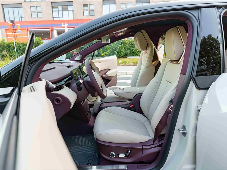 Zeekr X 2024 car image #14