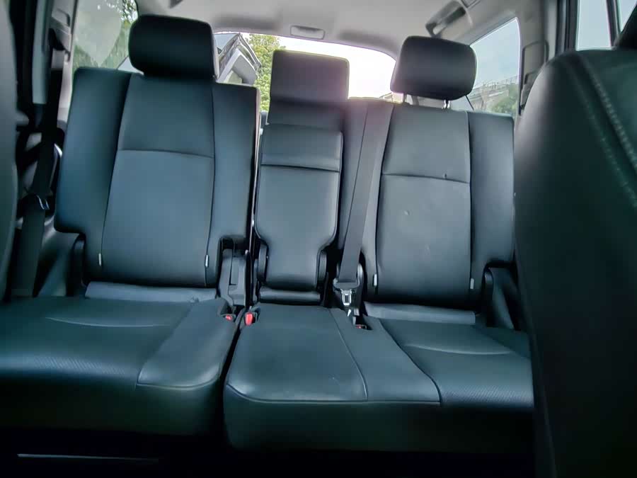 Toyota Land Cruiser Prado 2019 #14 Toyota Land Cruiser Prado 2019 car image #14
