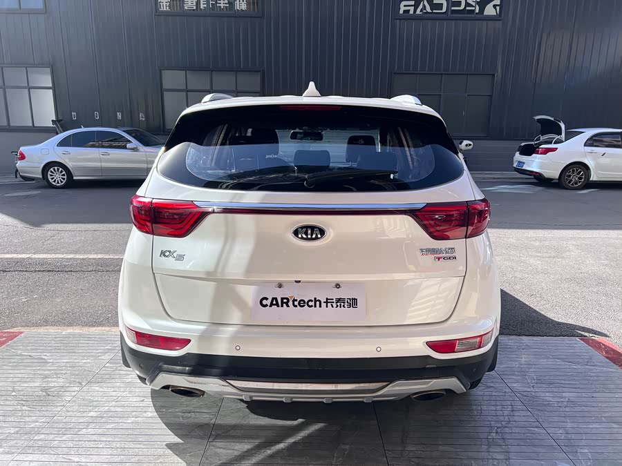 Kia KX5 2017 #14 Kia KX5 2017 car image #14