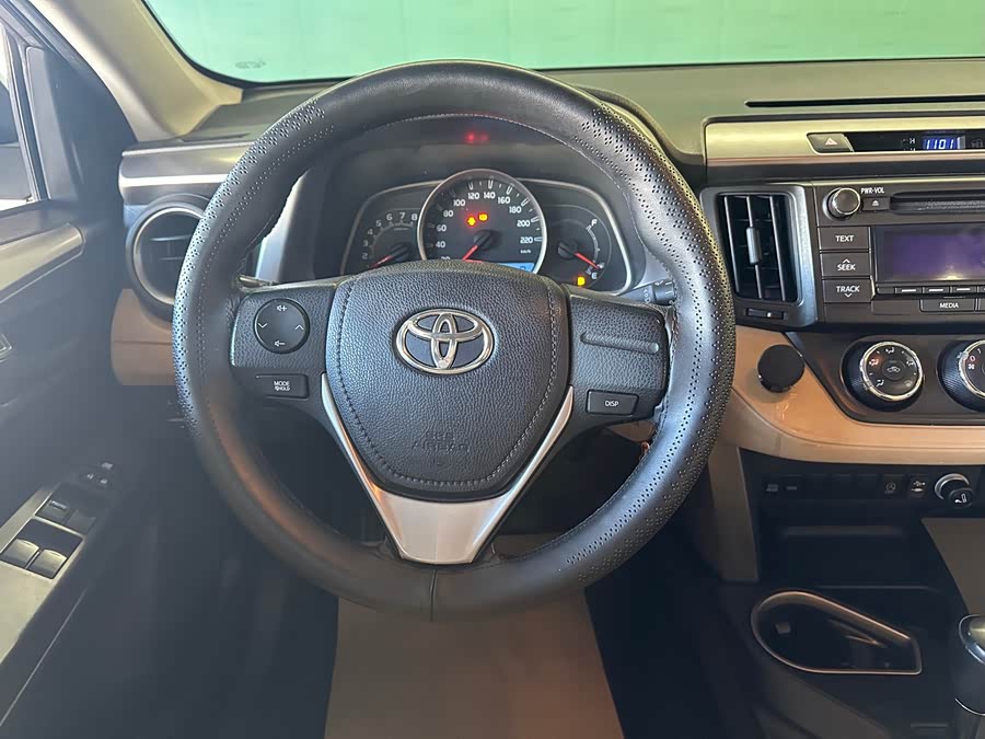 Toyota 2018 car image #14