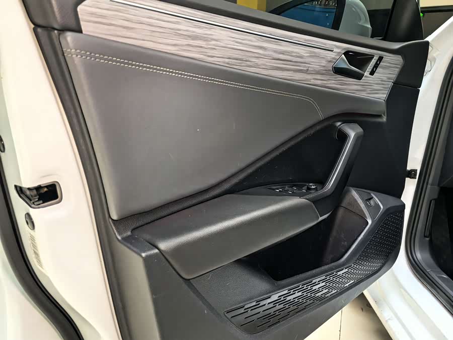 Volkswagen Sagitar 2022 #14 Volkswagen Sagitar 2022 immagine di auto #14