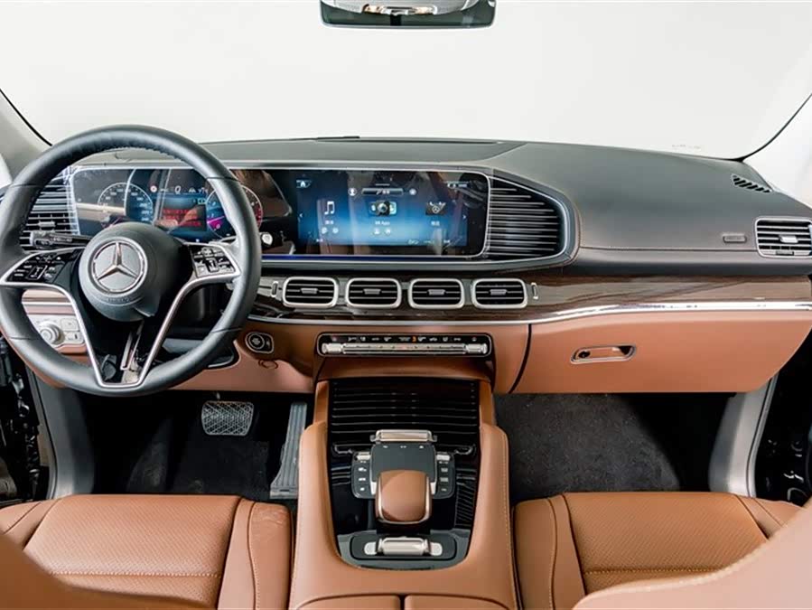 Mercedes-Benz GLE Class 2025 car image #14