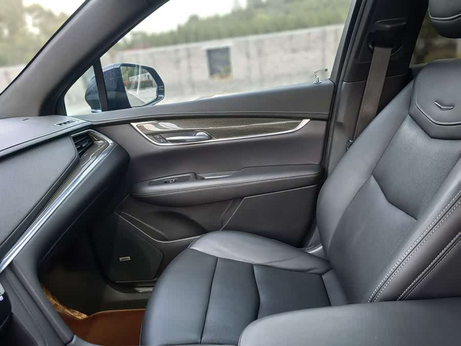 2021 car image #14
