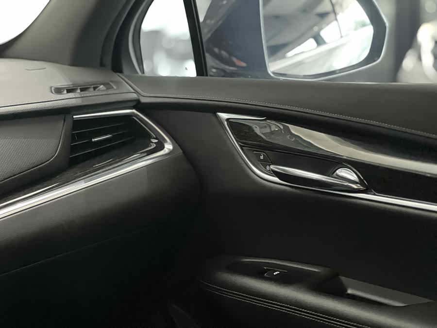 2021 car image #14