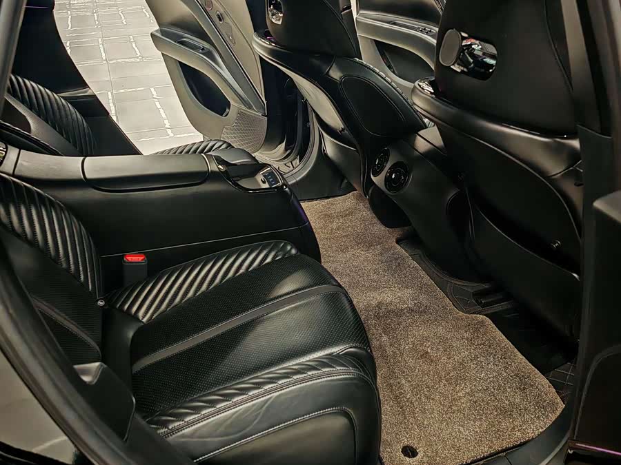 阿维塔 阿维塔11 2022 汽车图片 #14