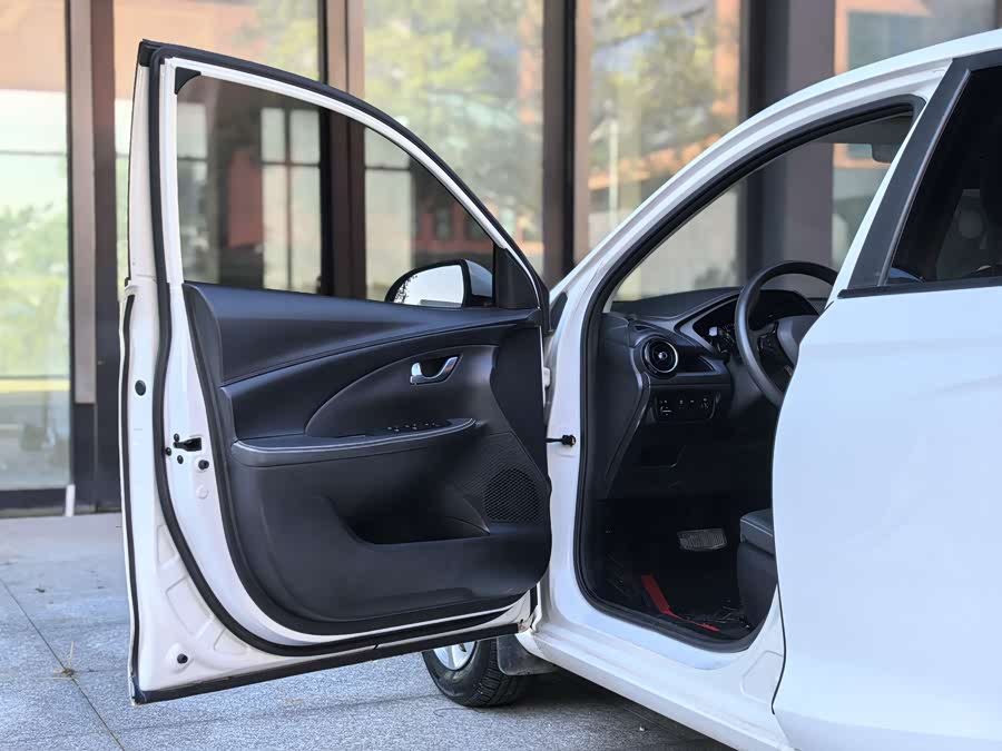 Changan Alsvin 2020 #14 Changan Alsvin 2020 car image #14