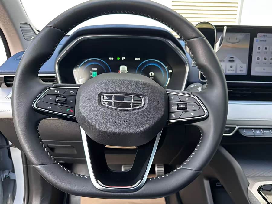 GEELY Preface 2023 car image #14
