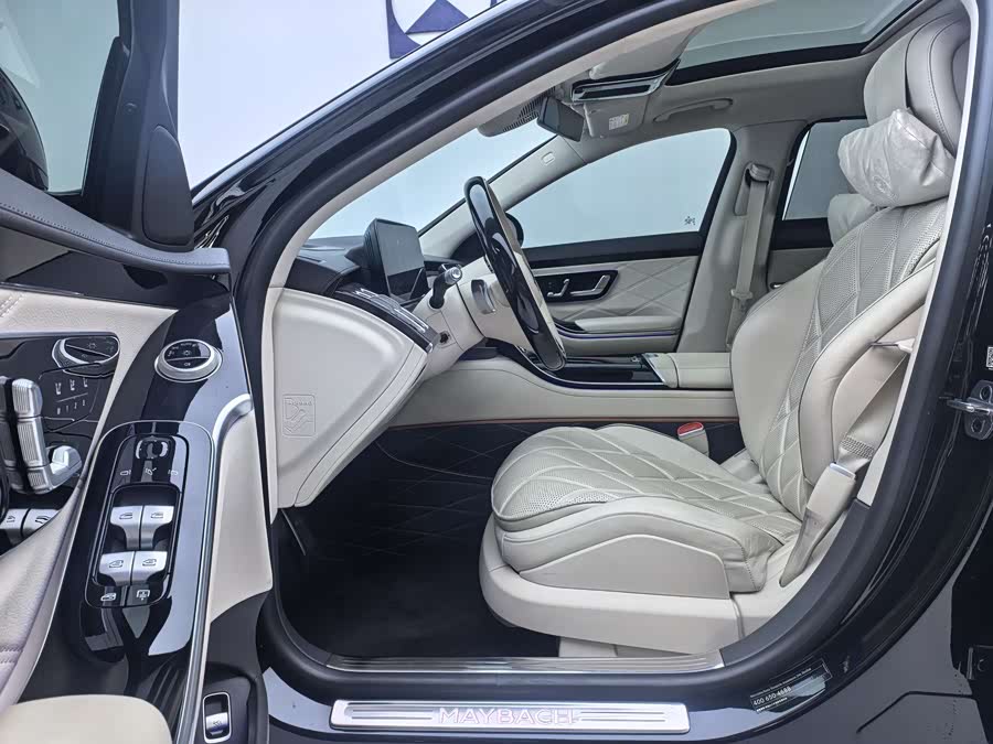 Mercedes-Benz Maybach S Class 2022 car image #14