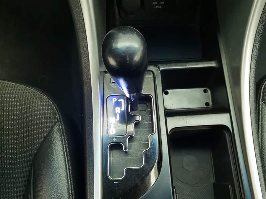 Hyundai Sonata 2013 car image #14