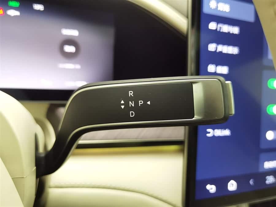 Denza Z9 2024 صورة سيارة #14