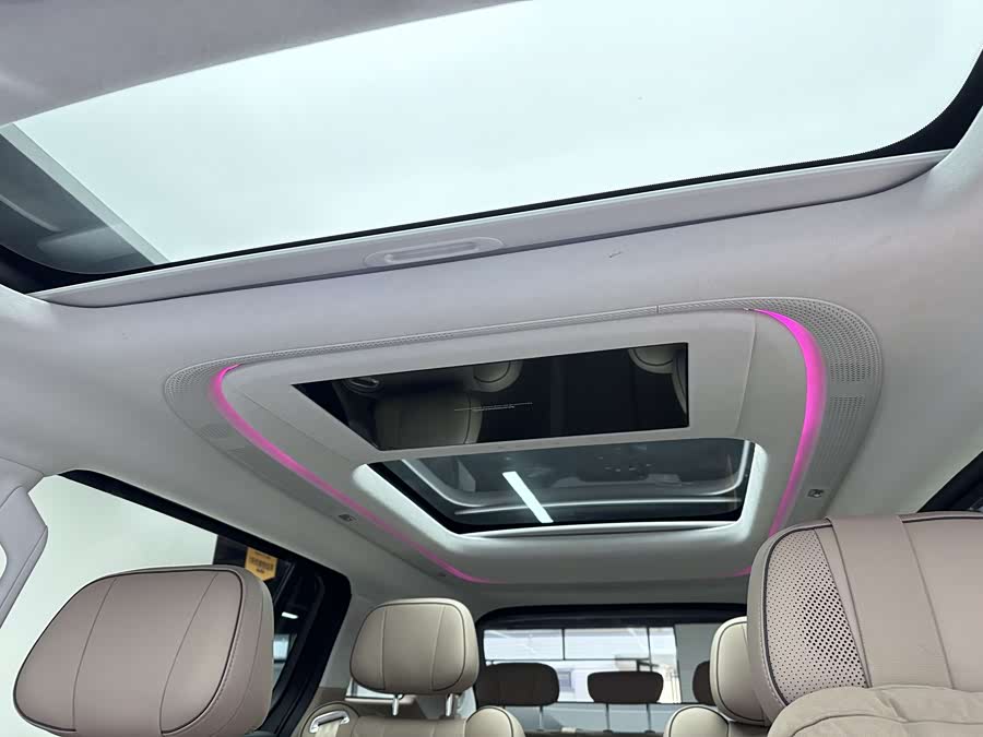 Xpeng X9 2025 صورة سيارة #14