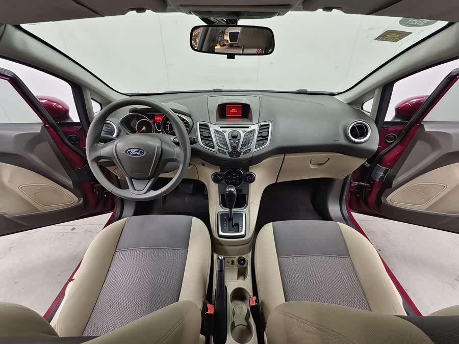 Ford Fiesta 2012 car image #14