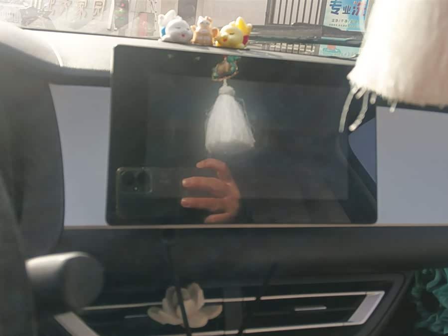 BYD e1 2020 car image #14