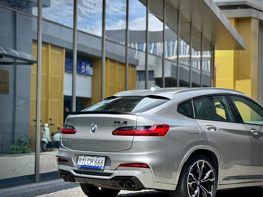 BMW X4 M 2020 car image #14