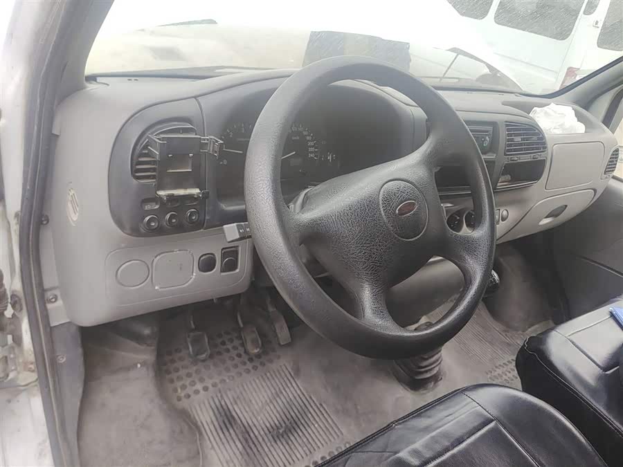 Ford Transit Classic 2015 car image #14