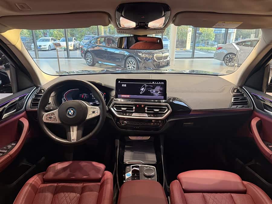 BMW iX3 2025 car image #14